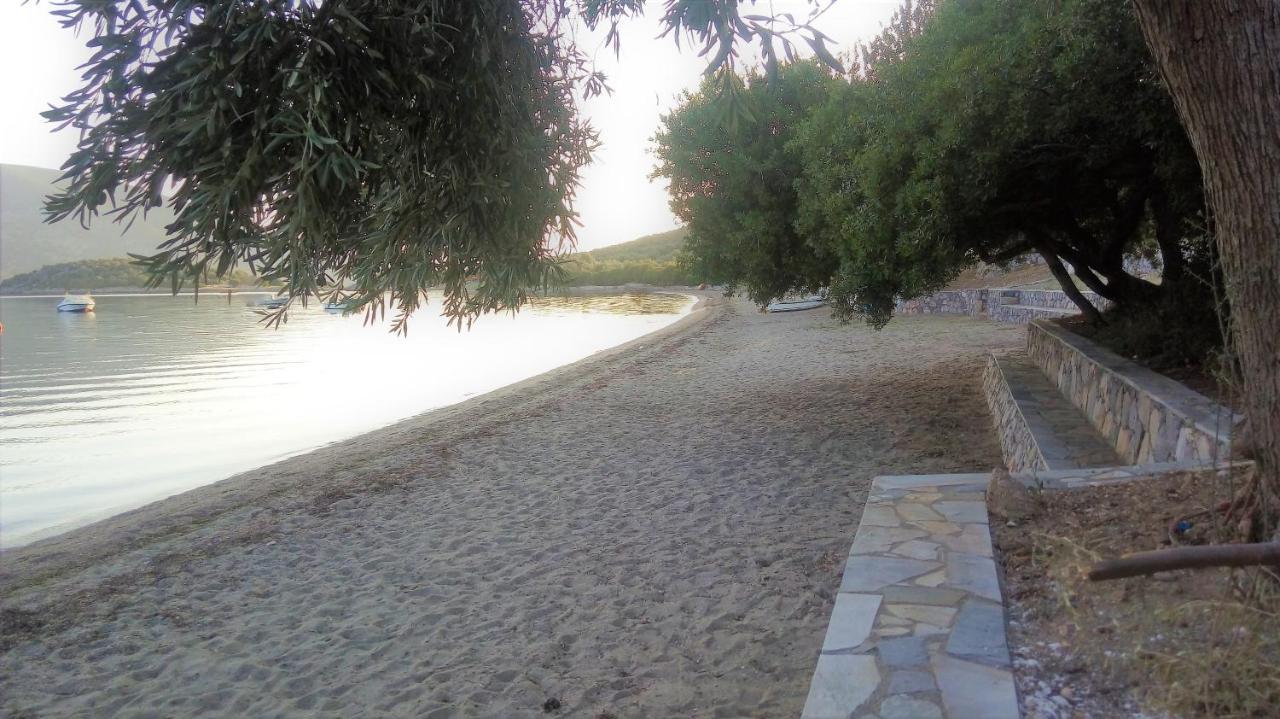Waterfront Mediterranean Villa Skroponeria Екстериор снимка